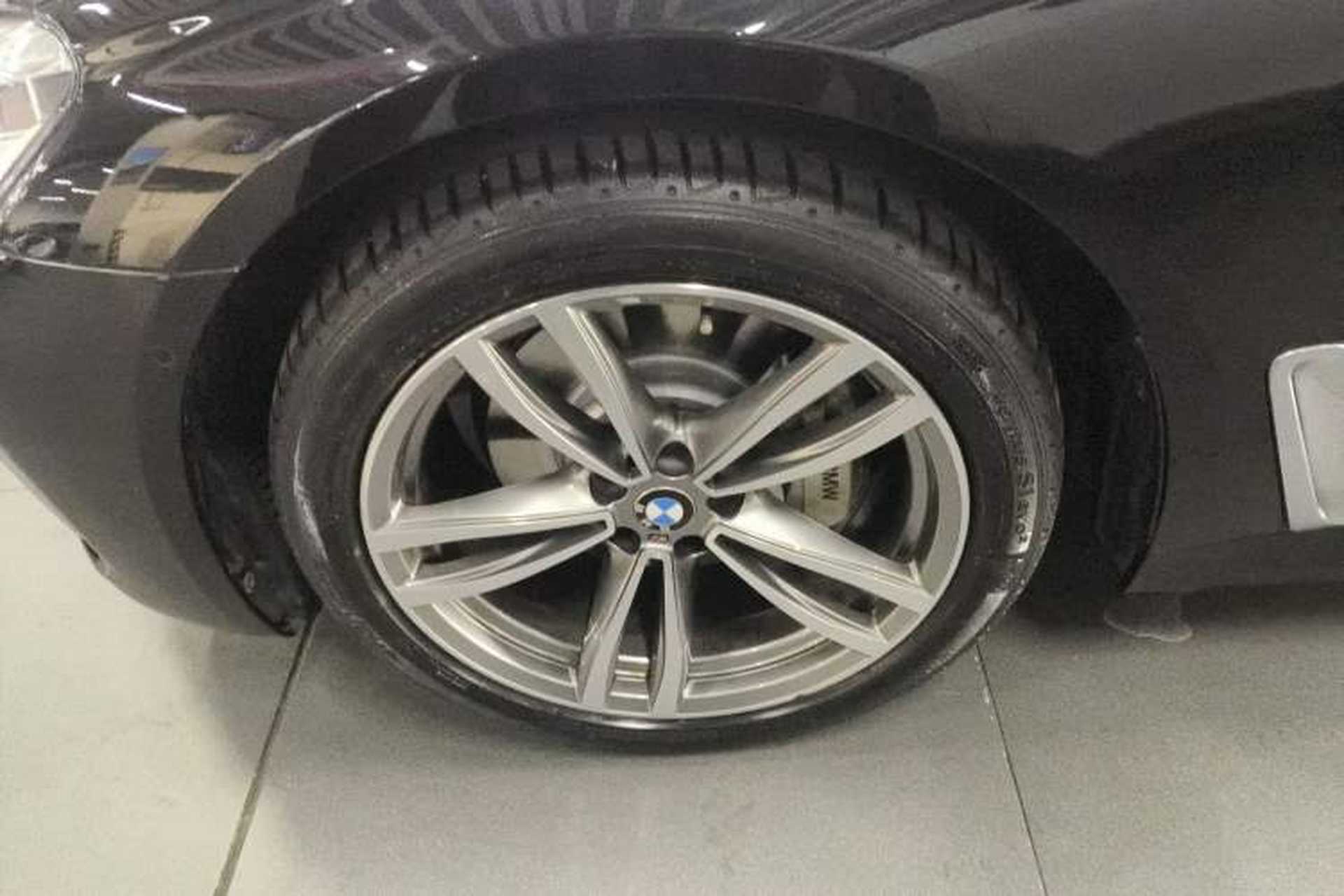 Used BMW 7 Series 2018 730Li Luxury Edition M Sport Package Exterior 4