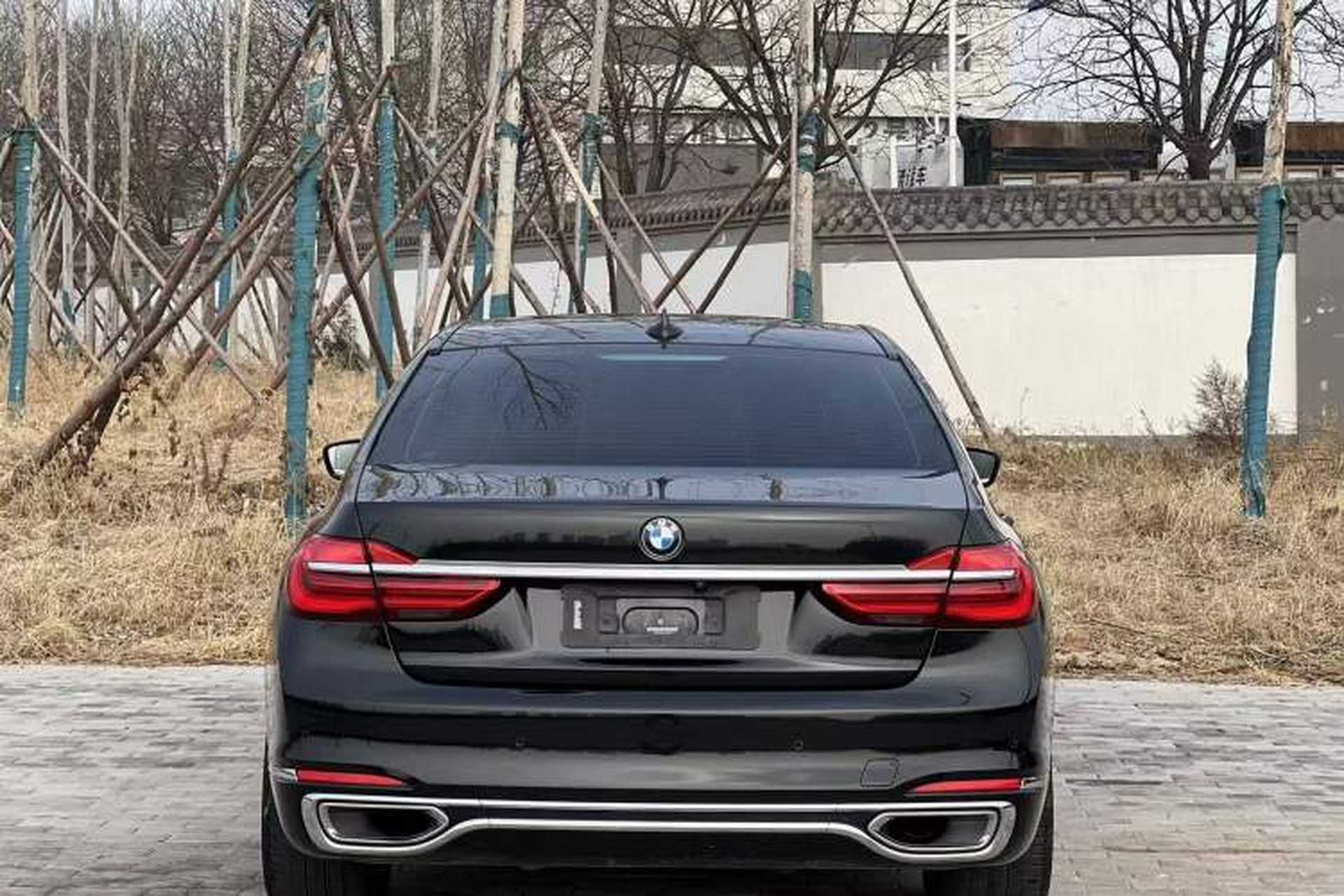 Used BMW 7 Series 2018 730Li Luxury Model Excellence Package Exterior 4