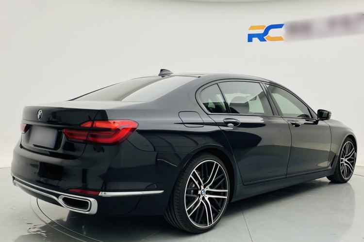 Used BMW 7 Series 2018 730Li Leading Model Excellence Package Exterior 5