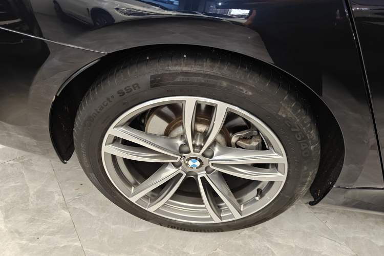 Used BMW 7 Series 2018 730Li Luxury Edition M Sport Package Exterior 5