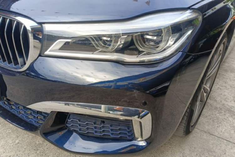 Used BMW 7 Series 2018 730Li Luxury Edition M Sport Package Exterior 6