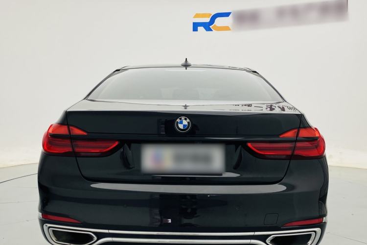Used BMW 7 Series 2018 730Li Leading Model Excellence Package Exterior 6