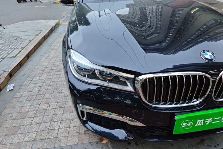 Used BMW 7 Series 2018 740Li xDrive Luxury Edition M Sport Package Exterior 6