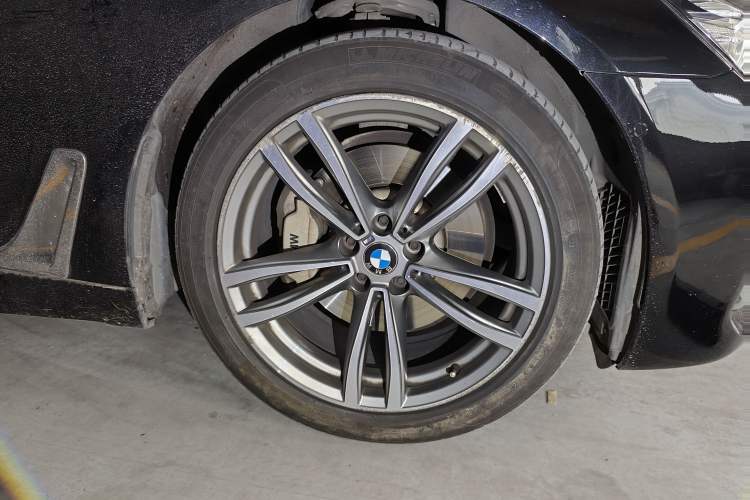 Used BMW 7 Series 2018 730Li Leading Model M Sport Package Exterior 7