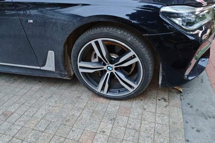 Used BMW 7 Series 2018 740Li xDrive Luxury Edition M Sport Package Exterior 7