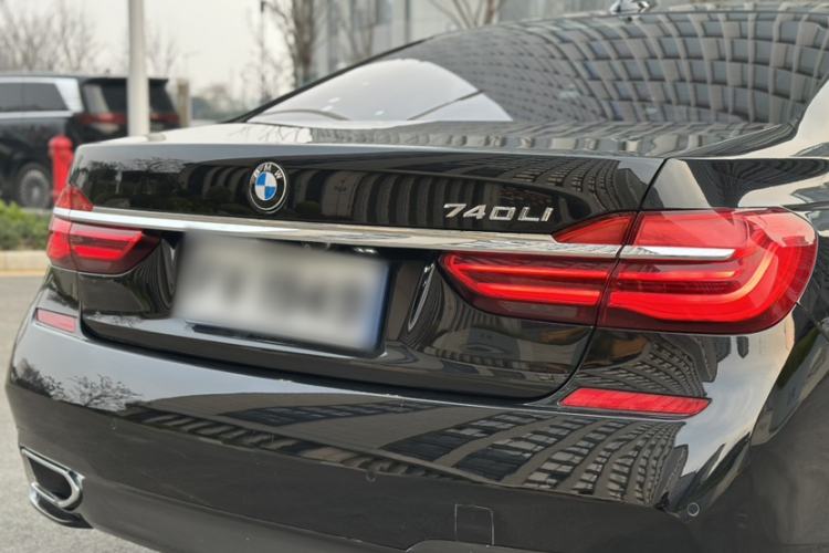 Used BMW 7 Series 2018 730Li Luxury Edition M Sport Package Exterior 7