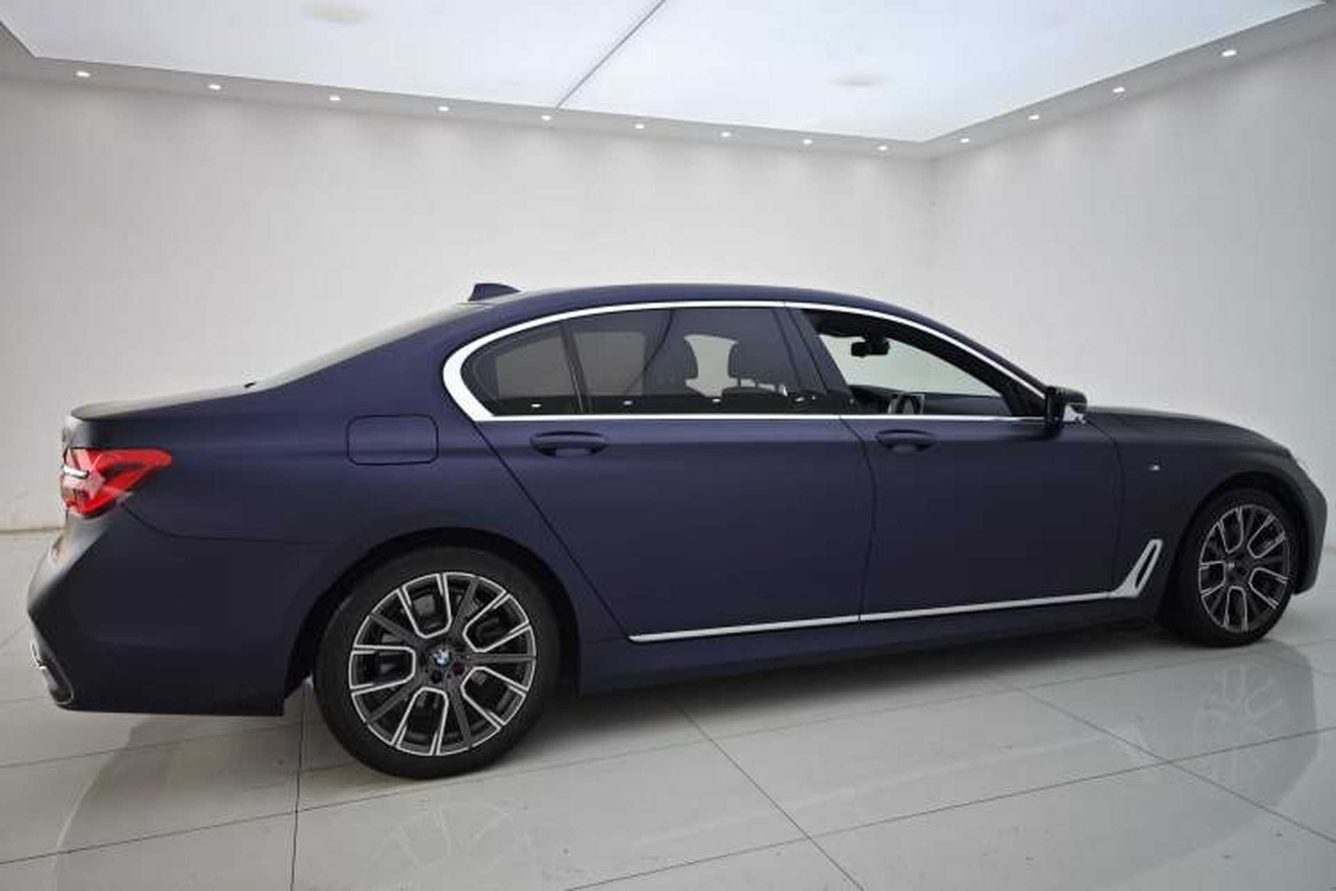Used BMW 7 Series 2018 730Li Leading Model M Sport Package Exterior 9