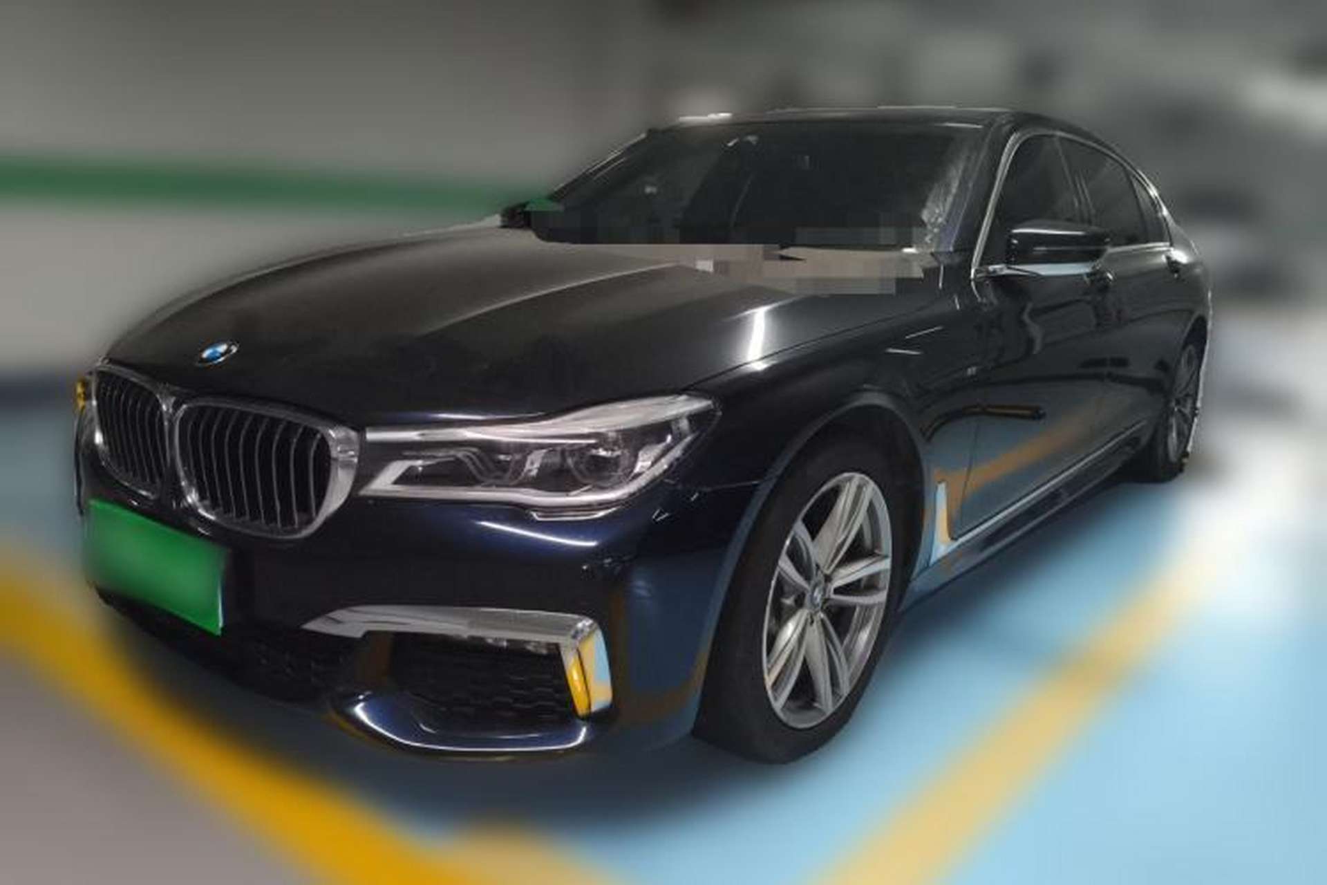 Used BMW 7 Series 2018 730Li Luxury Edition M Sport Package Front Left 45 Deg