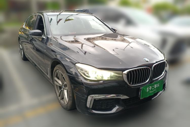 Used BMW 7 Series 2018 730Li Leading Model M Sport Package Front Right 45 Deg