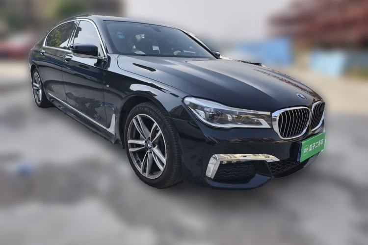 Used BMW 7 Series 2018 730Li Luxury Edition M Sport Package Front Right 45 Deg