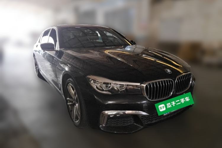 Used BMW 7 Series 2018 730Li Leading Model M Sport Package Front Right 45 Deg