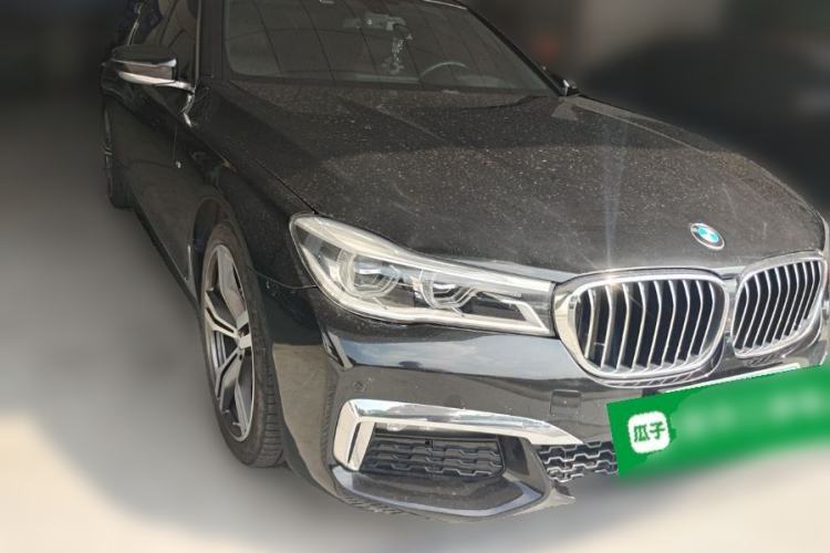 Used BMW 7 Series 2018 740Li M Sport Package Leading Model Front Right 45 Deg