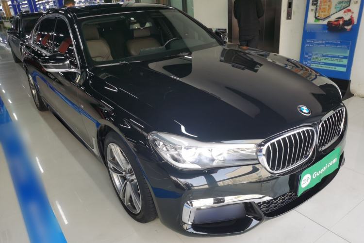 Used BMW 7 Series 2018 730Li Leading Model M Sport Package Front Right 45 Deg