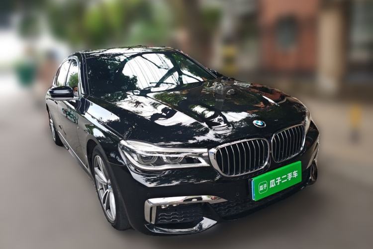 Used BMW 7 Series 2018 730Li Luxury Edition M Sport Package Front Right 45 Deg