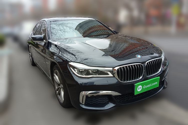 Used BMW 7 Series 2018 730Li Luxury Edition M Sport Package Front Right 45 Deg
