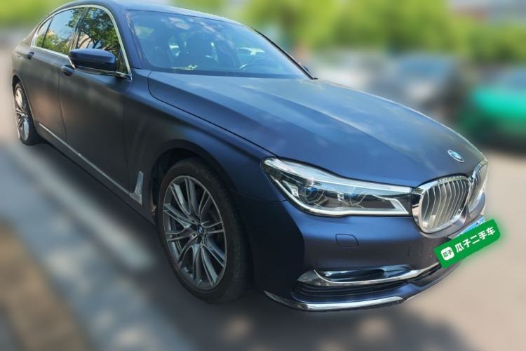 Used BMW 7 Series 2018 740Li M Sport Package Leading Model Front Right 45 Deg
