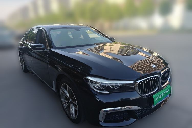 Used BMW 7 Series 2018 730Li Leading Model Excellence Package Front Right 45 Deg