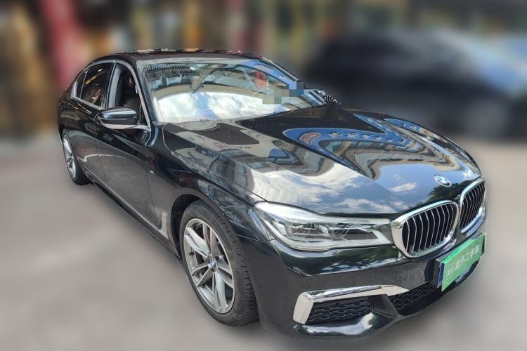 Used BMW 7 Series 2018 730Li Luxury Edition M Sport Package Front Right 45 Deg