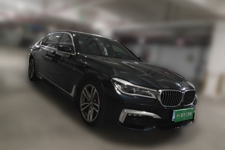 Used BMW 7 Series 2018 730Li Luxury Edition M Sport Package Front Right 45 Deg