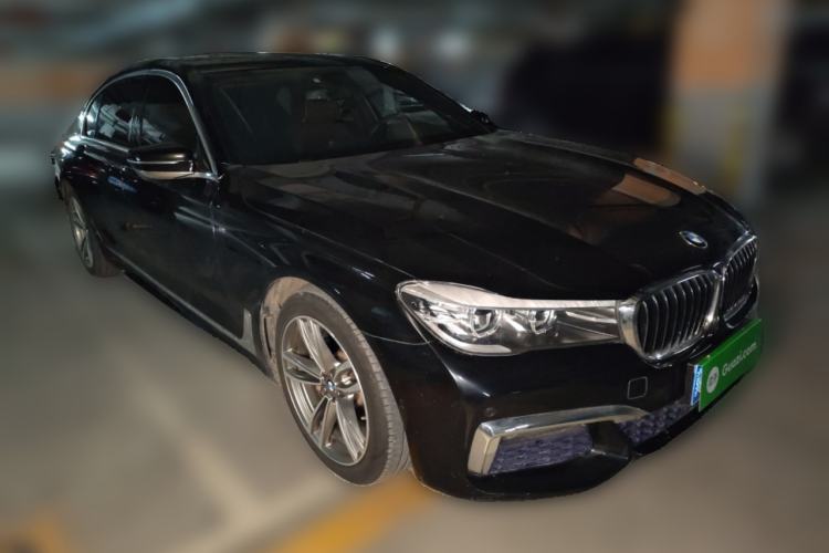 Used BMW 7 Series 2018 730Li Leading Model M Sport Package Front Right 45 Deg