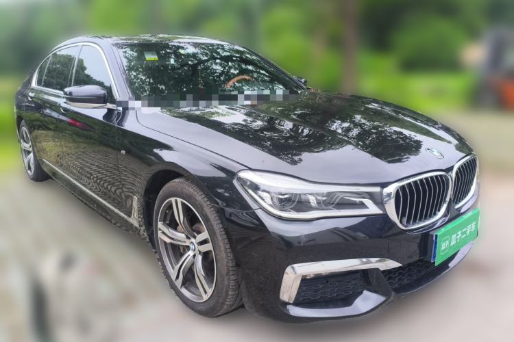 Used BMW 7 Series 2018 730Li Luxury Edition M Sport Package Front Right 45 Deg