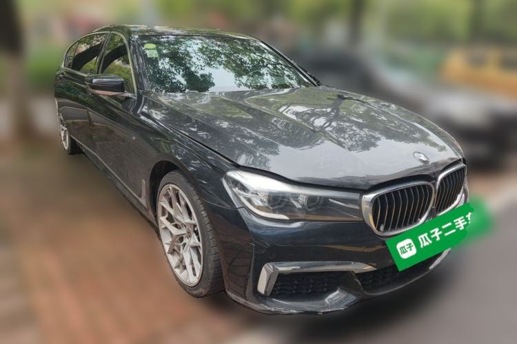 Used BMW 7 Series 2018 730Li Leading Model M Sport Package Front Right 45 Deg