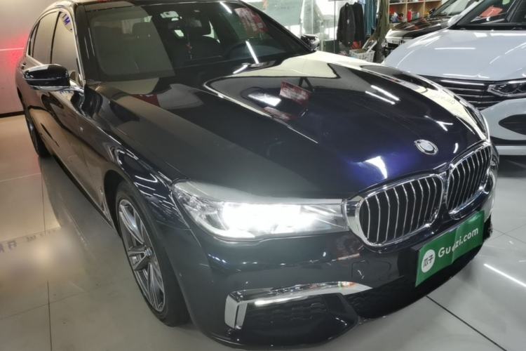Used BMW 7 Series 2018 730Li Leading Model M Sport Package Front Right 45 Deg