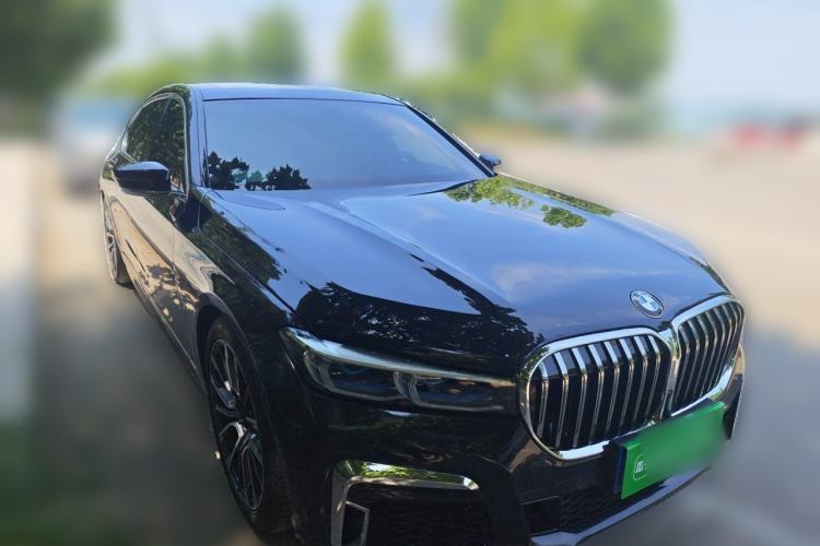 Used BMW 7 Series 2018 730Li Leading Model M Sport Package Front Right 45 Deg