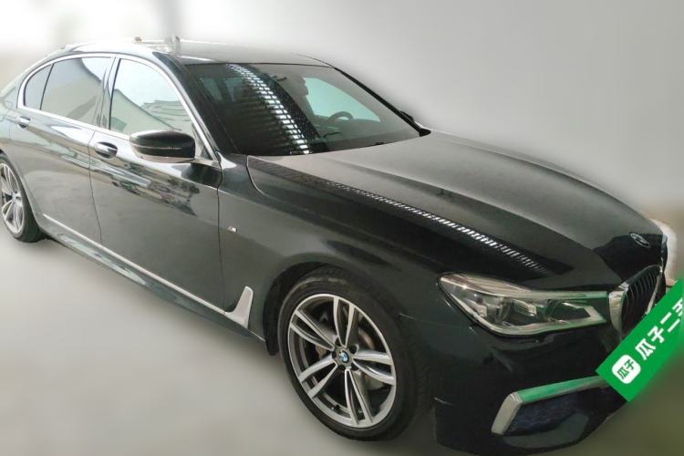 Used BMW 7 Series 2018 730Li Luxury Edition M Sport Package Front Right 45 Deg