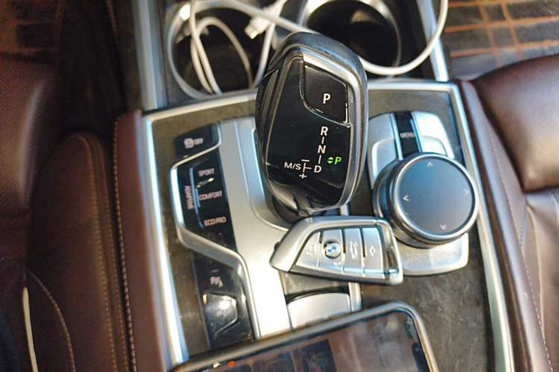 Used BMW 7 Series 2018 740Li Leading Model Excellence Package Gear Lever