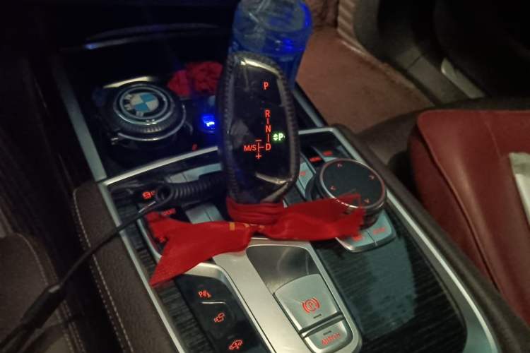 Used BMW 7 Series 2018 730Li Leading Model M Sport Package Gear Lever