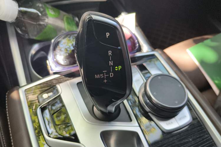 Used BMW 7 Series 2018 740Li M Sport Package Leading Model Gear Lever