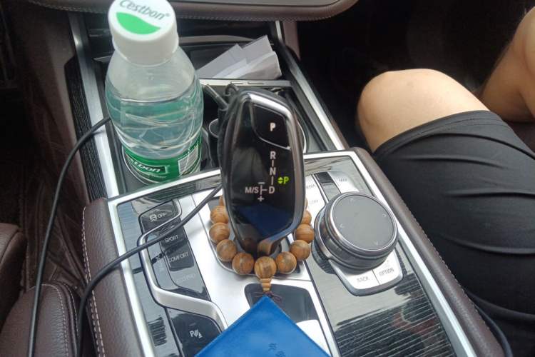 Used BMW 7 Series 2018 730Li Leading Model M Sport Package Gear Lever
