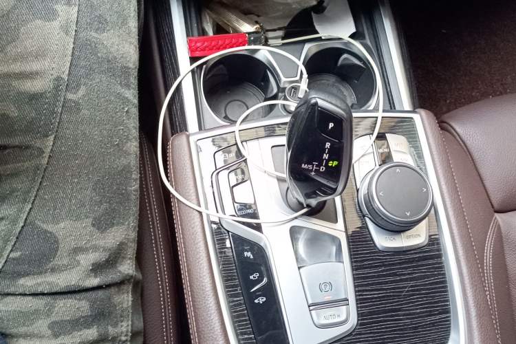 Used BMW 7 Series 2018 730Li Leading Model M Sport Package Gear Lever