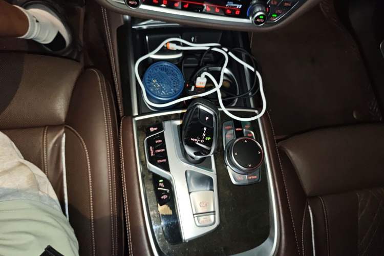Used BMW 7 Series 2018 740Li Leading Model Excellence Package Gear Lever
