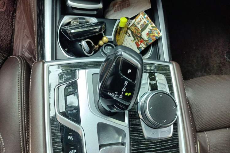 Used BMW 7 Series 2018 740Li M Sport Package Leading Model Gear Lever