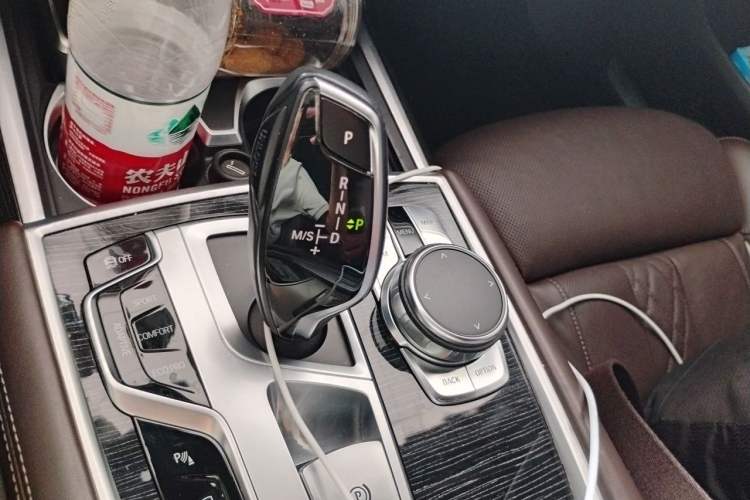 Used BMW 7 Series 2018 740Li M Sport Package Leading Model Gear Lever