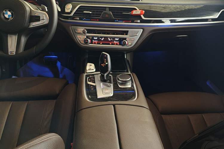 Used BMW 7 Series 2018 730Li Leading Model M Sport Package Gear Lever