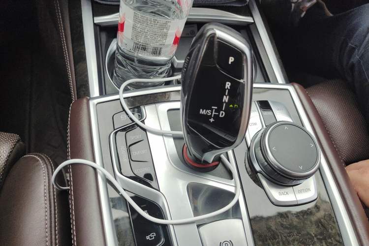 Used BMW 7 Series 2018 740Li Leading Model Excellence Package Gear Lever