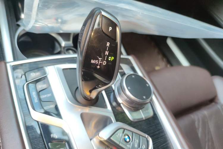 Used BMW 7 Series 2018 740Li M Sport Package Leading Model Gear Lever