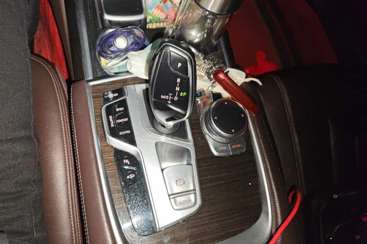 Used BMW 7 Series 2018 730Li Leading Model Excellence Package Gear Lever