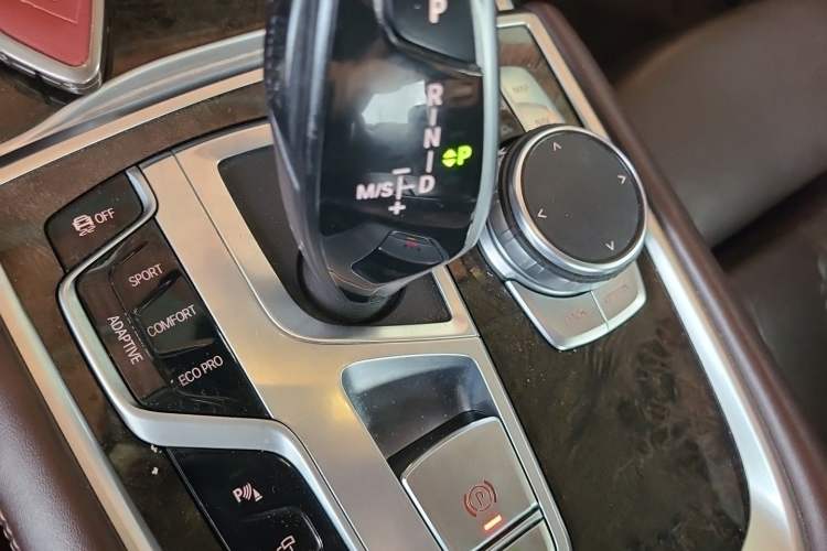 Used BMW 7 Series 2018 730Li Luxury Model Excellence Package Gear Lever