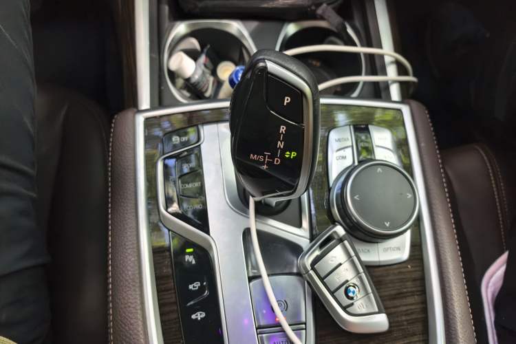 Used BMW 7 Series 2018 730Li Leading Model Excellence Package Gear Lever