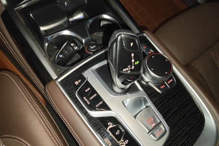 Used BMW 7 Series 2018 740Li M Sport Package Leading Model Gear Lever