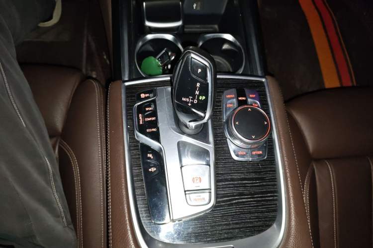 Used BMW 7 Series 2018 730Li Leading Model M Sport Package Gear Lever