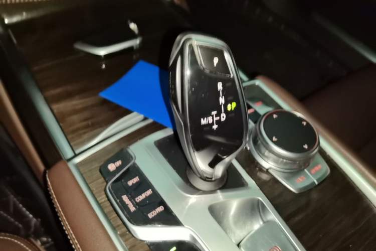 Used BMW 7 Series 2018 730Li Leading Model Excellence Package Gear Lever