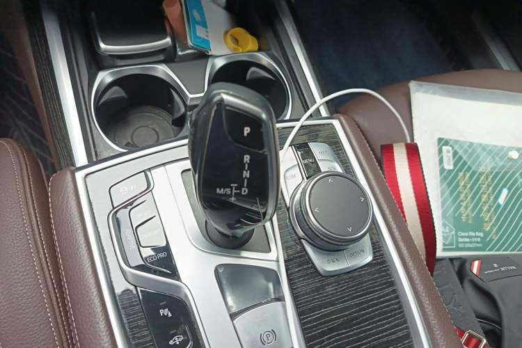 Used BMW 7 Series 2018 730Li Leading Model M Sport Package Gear Lever