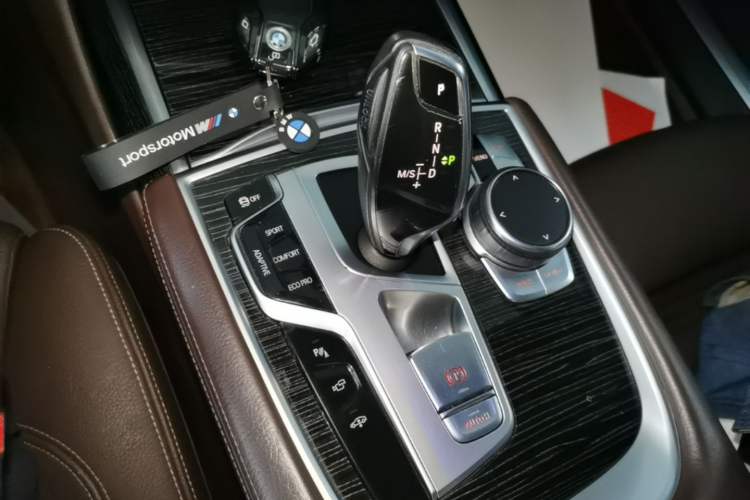 Used BMW 7 Series 2018 730Li Leading Model M Sport Package Gear Lever