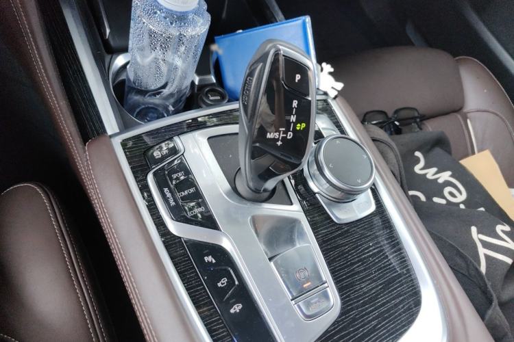 Used BMW 7 Series 2018 730Li Luxury Edition M Sport Package Gear Lever