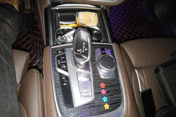 Used BMW 7 Series 2018 740Li M Sport Package Leading Model Gear Lever